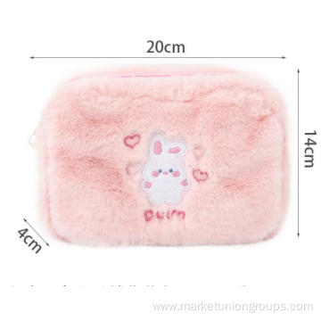 Korean plush new cosmetic bag, high-end, simple, 2021 super hot, good-looking high-value female portable storage bag